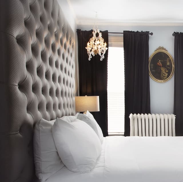 Ballard Inn-Standard Room, 1 King Bed, Shared Bathroom-2