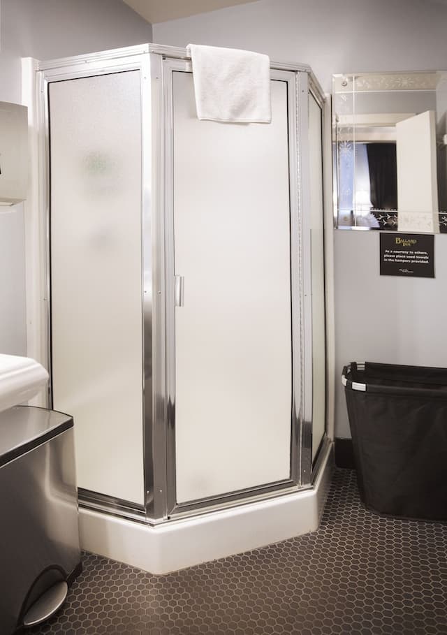 Ballard Inn-Standard Room, 1 Full Bed, Shared Bathroom-6