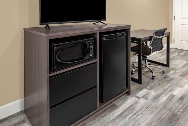 Super 8 by Wyndham 휴스턴 NW 벨트웨이 8/웨스트 로드-룸, 킹사이즈침대 1개, 장애인 지원, 금연 (Mobility/Hearing Impaired)-3