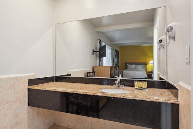 Hotel H-Wood-Standard Room, 1 King Bed-5