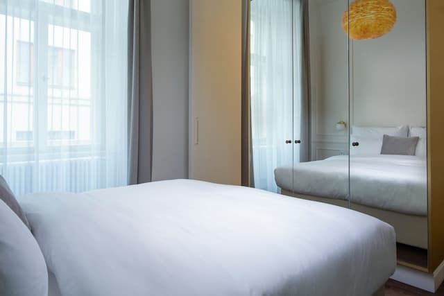 OREA Place Seno-Deluxe Apartment-2