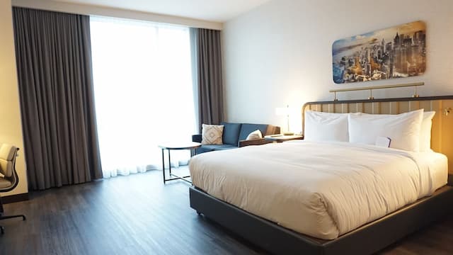 Hyatt Regency JFK Airport at Resorts World New York-Room, 1 King Bed with Sofa bed-3