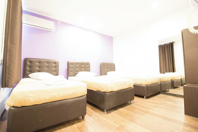 Cosmopolit-Basic Triple Room-2