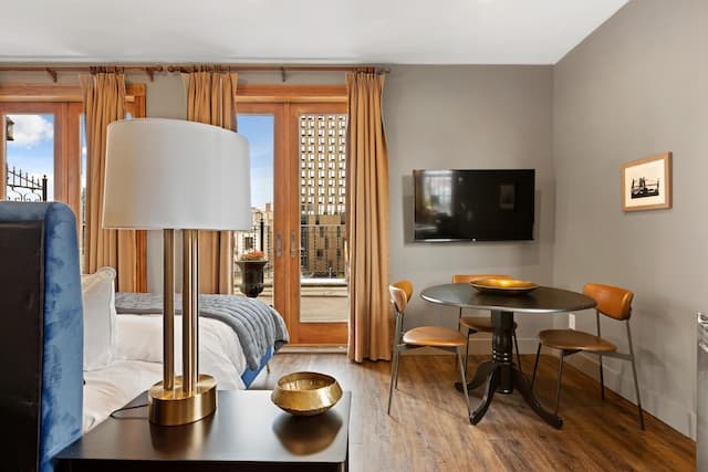 히스토릭 블루 문 호텔 - NYC-럭셔리 스튜디오, 침실 1개, 시내 전망-10