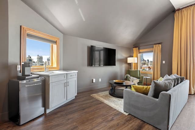 히스토릭 블루 문 호텔 - NYC-익스클루시브 스튜디오 스위트, 킹사이즈침대 1개 및 소파베드, 발코니, 시내 전망-3