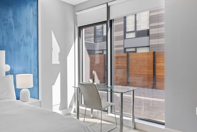 Global Luxury Suites at The Arches-Luxury Studio Suite, 1 King Bed-7