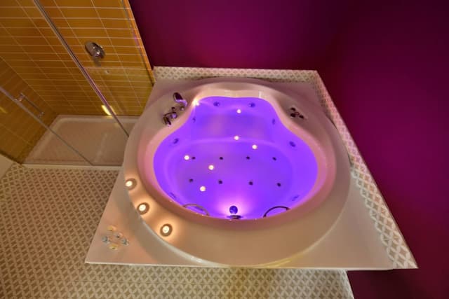 G-한 호텔-King Deluxe Room-6