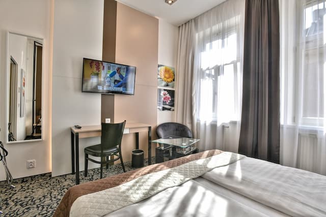 Hotel Máchova-Superior Double Room-6