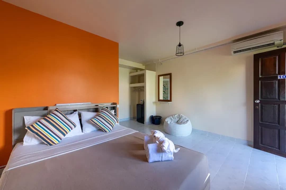 푸켓-마이파통 소셜 호스텔