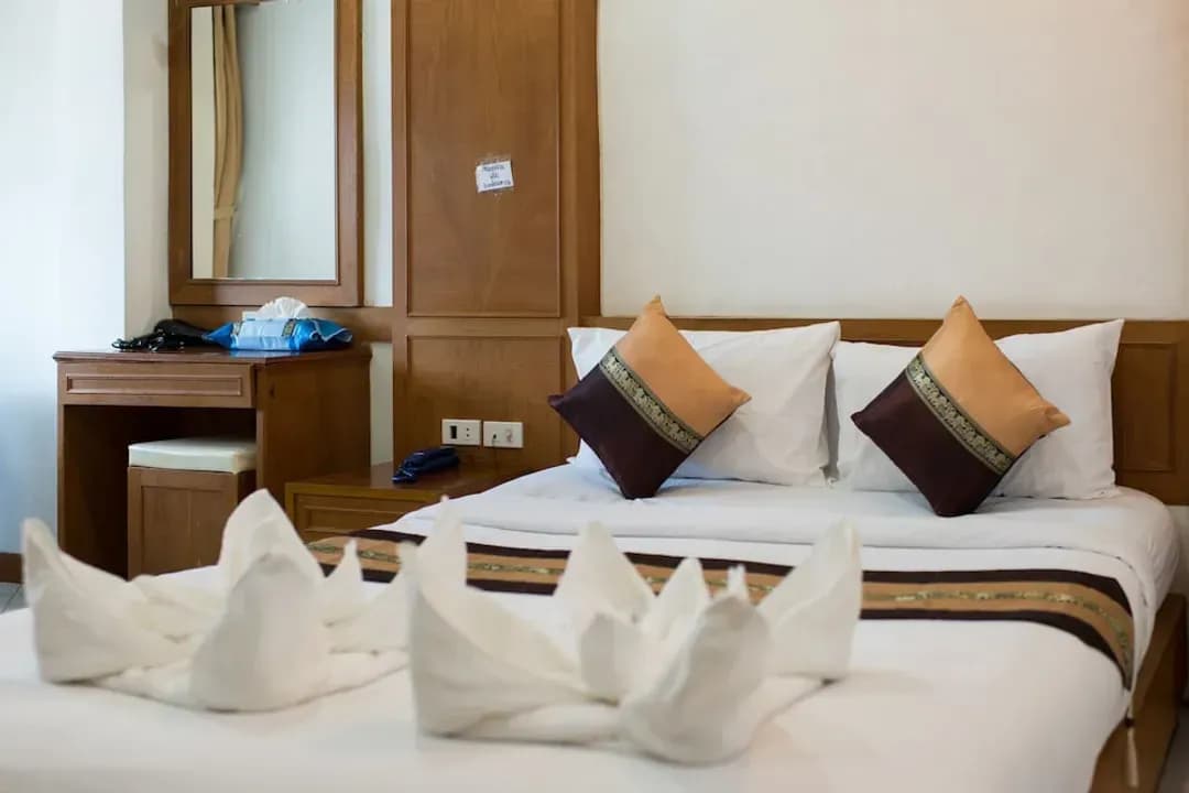 푸켓-매그니픽 파통