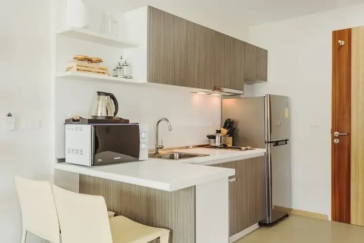 Private kitchenette