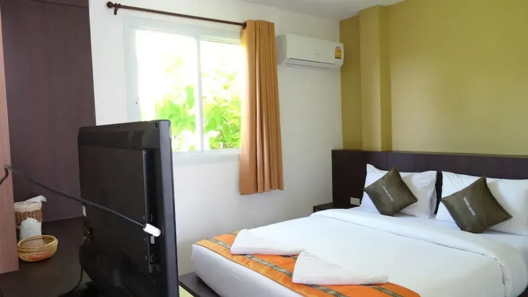 수랏타니-엠엠 힐 호텔