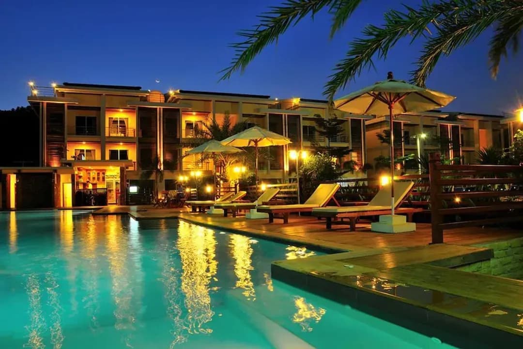 素叻他尼府-鉑加儂現代公寓酒店