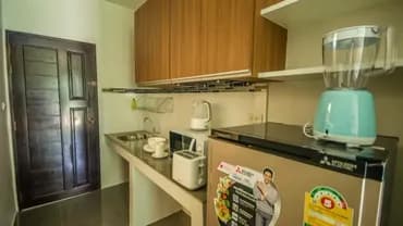 Private kitchenette