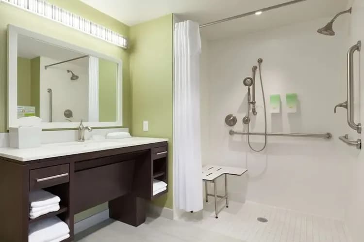 Bathroom shower