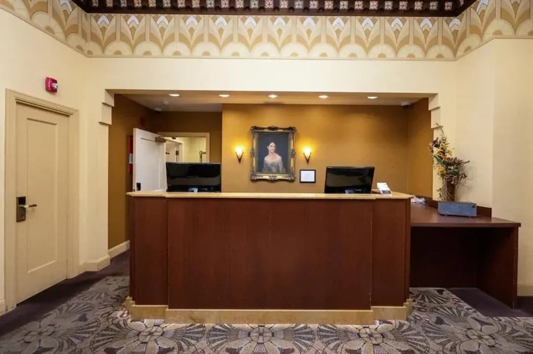 킹 카운티-바로네스 호텔