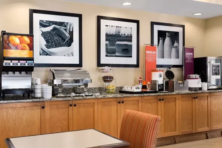 Breakfast area