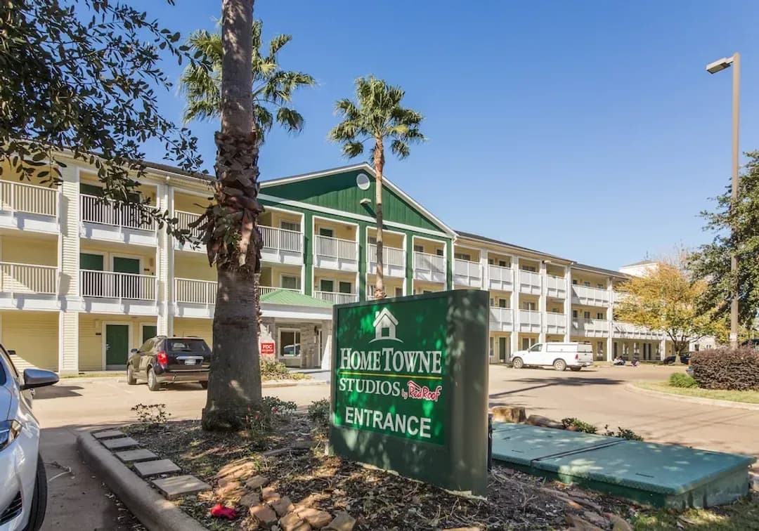 해리스 카운티-홈타운 스튜디오 바이 레드 루프 휴스턴 - 노스웨스트