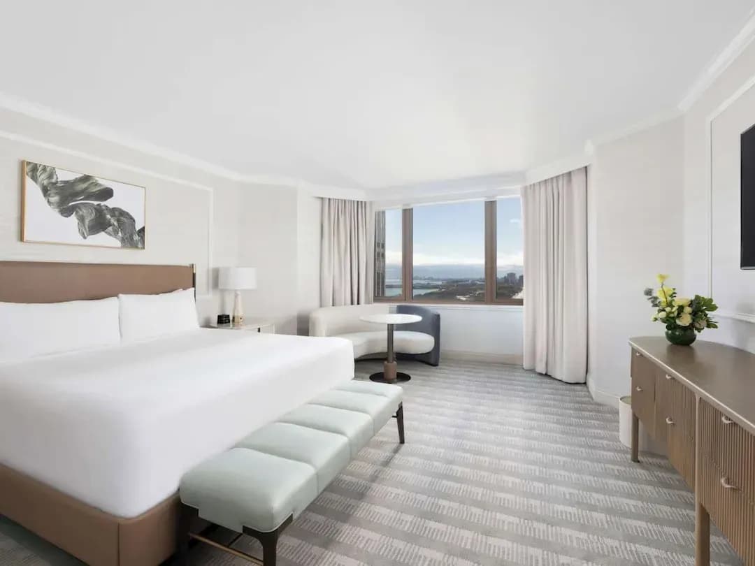 Cook County-Fairmont Chicago at Millennium Park Gold Experience