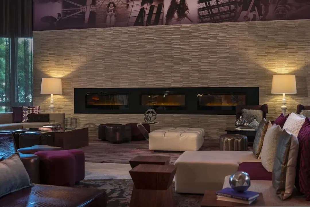 Cook County-Renaissance Chicago O'Hare Suites Hotel