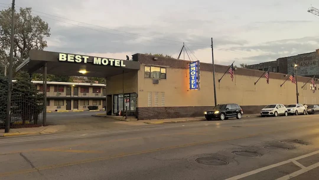 Cook County-Best Motel By OYO Chicago I-90