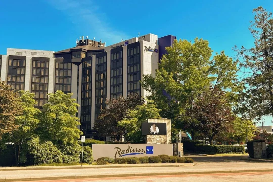 British Columbia-Radisson Blu Vancouver Airport Hotel & Marina