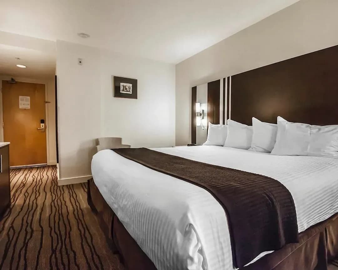 British Columbia-Comfort Hotel Vancouver Airport