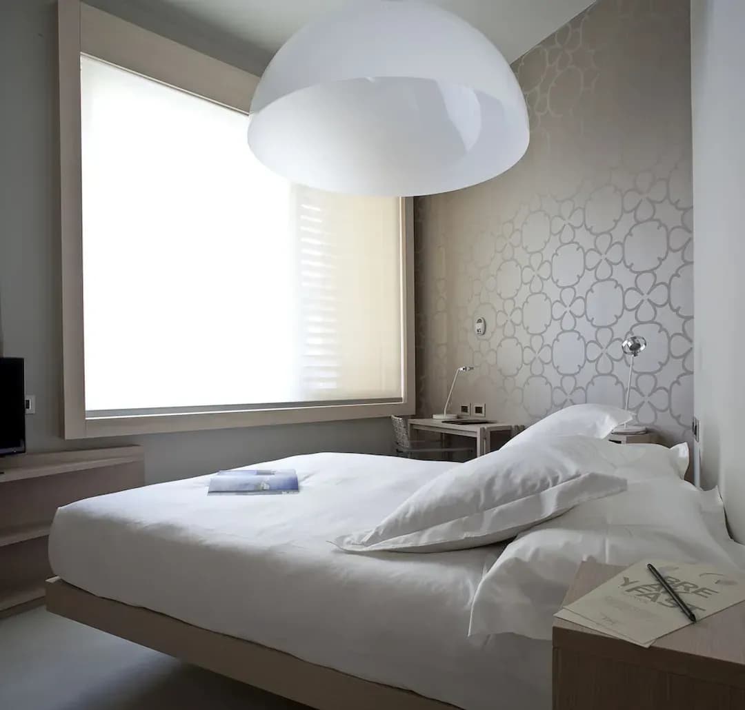 롬바르디아-NU 호텔