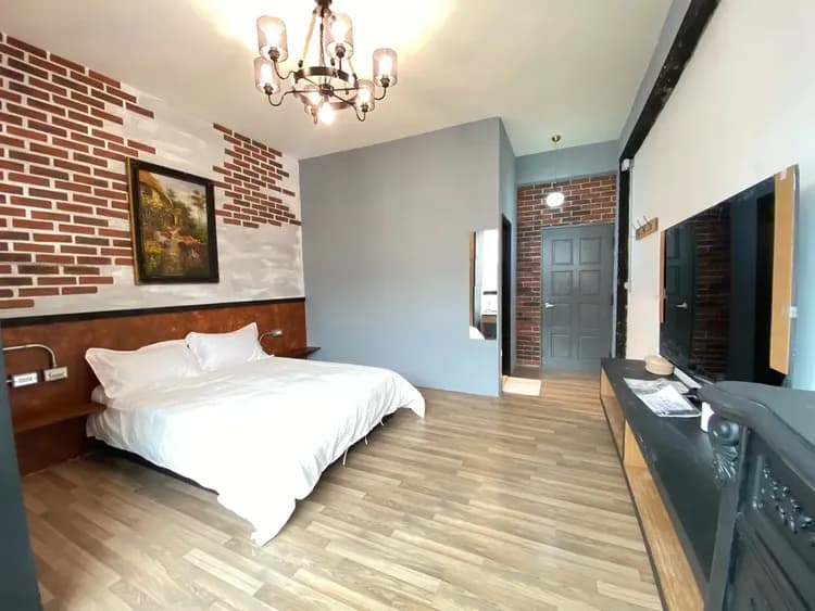 l墾丁包棟民宿lantique恆春古城工業風四臥室10人包棟IG I電動麻將l k歌l烤肉l德州撲克桌遊I步行車站三分鐘2025新開幕lline Id Kenting-timehouse-16