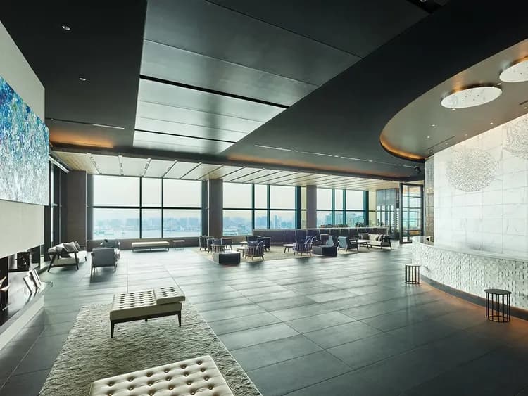 最上階36階/ロビーフロント