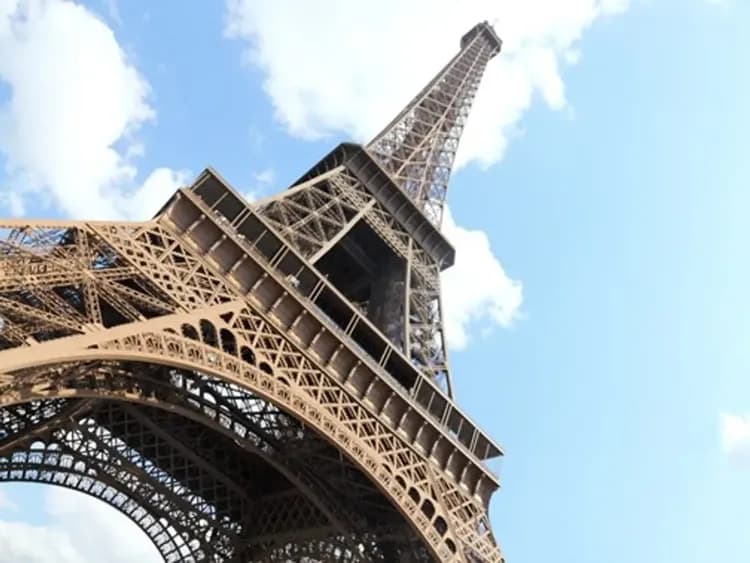 悠遊法比荷~登艾菲爾鐵塔、羅浮宮三遊船、羊角村布魯日、世界遺產旅行10日-7