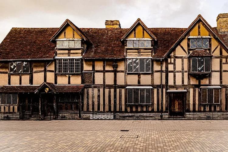 夢幻英倫~雙大學城.巨石陣.溫莎古堡.哈利波特影城.深遊倫敦OUTLET9日-7