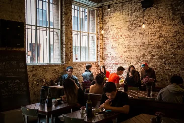 澳洲旅遊|墨爾本市區趴趴GO·蒸氣小火車·神仙企鵝‧雪梨歌劇院‧天堂鄉無尾熊抱抱‧親牽羊駝拍照‧東澳全覽11日-19