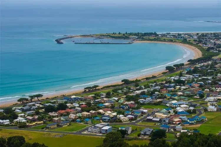 澳洲旅遊|前10名扣三千·大洋路·亞拉河谷酒莊·墨爾本後花園丹頓農·最美動物園·小企鵝歸巢·藍山纜車·雪墨9日-11