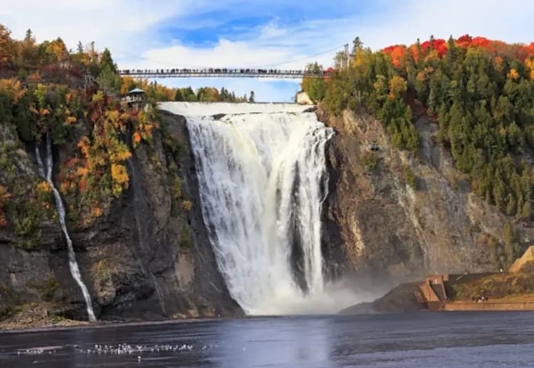 蒙特倫斯瀑布