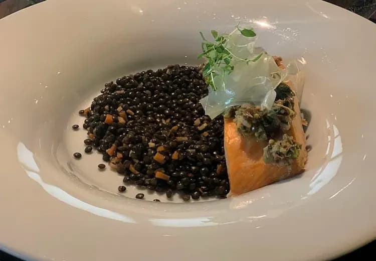 布拉格米其林推薦餐廳鮭魚