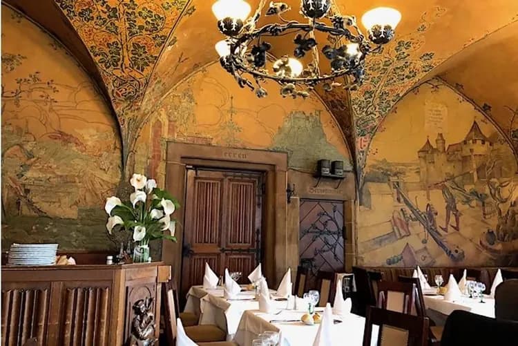 卡梅澤爾府邸古蹟餐廳