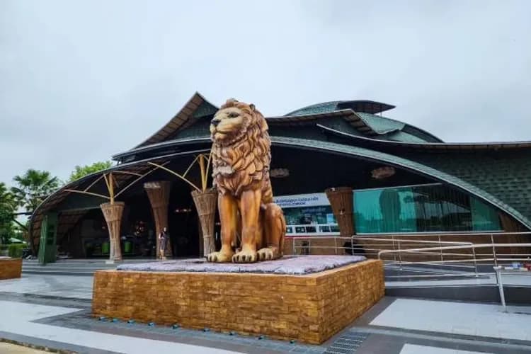大城動物園(可自費和各種動物互動拍照)