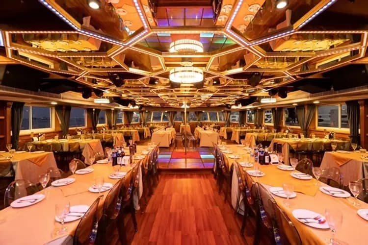 ALL STAR全明星夜遊輪(海鮮自助餐+人妖公主表演+啤酒飲料暢飲)