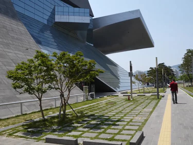 慢遊2.0釜山半自助無購物|二日自由活動.LUGE滑車.藍瓶咖啡.豪華遊艇派對.天空膠囊列車.松島天空步道五日-5