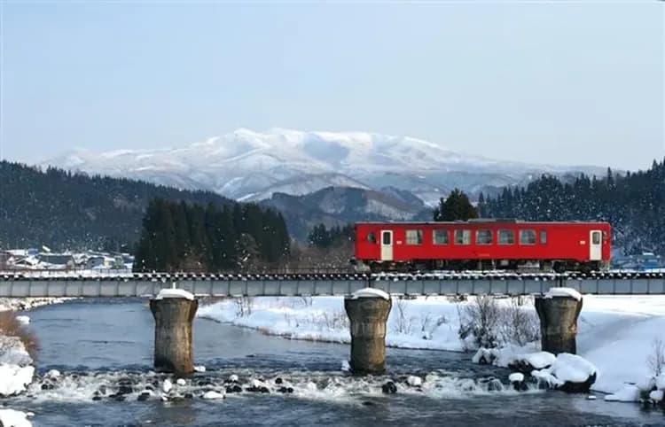 秋田內陸縱貫鐵道