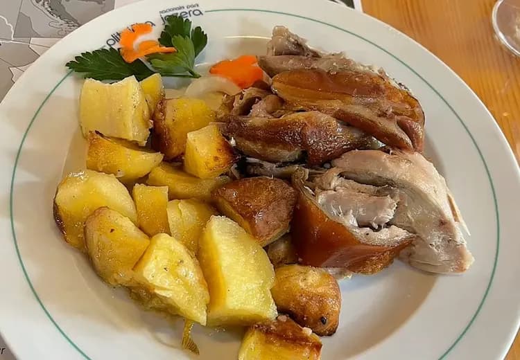 克式鄉村乳豬料理