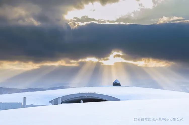 写真提供:公益社団法人札幌ふる里公苑/禁止轉載-安藤忠雄美學:瀧野大佛