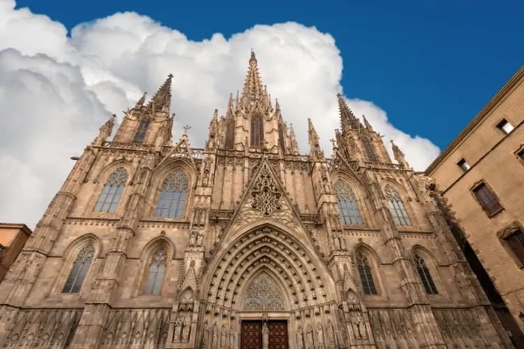 限GO西葡風情~杜羅河遊船、高第建築巡禮、聖家堂奎爾公園、世界文化遺產13日-14