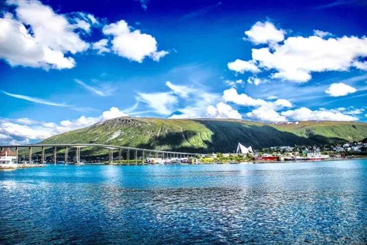 特羅姆瑟Tromsø(官網授權使用)-日不落極光之都(特羅姆瑟)