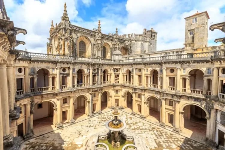 托馬爾 基督修道院-漫遊中世紀城