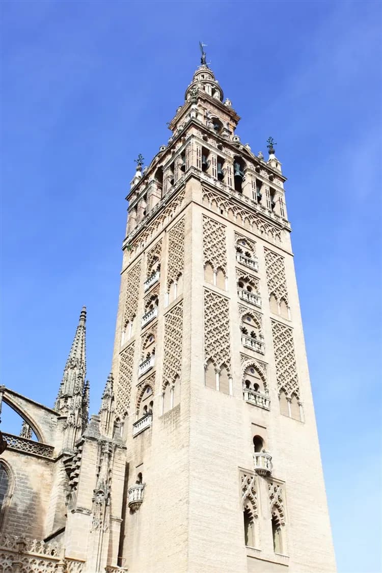 旅展優惠│西葡│雙點進出,中段航班,歐洲高速火車,阿爾罕布拉宮,辛特拉宮,高第建築巡禮13日-14