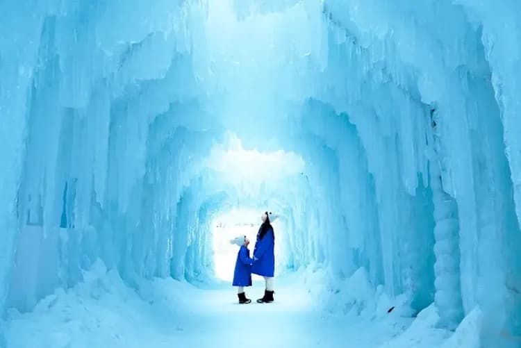 冰的世界-岩手冰雪世界
