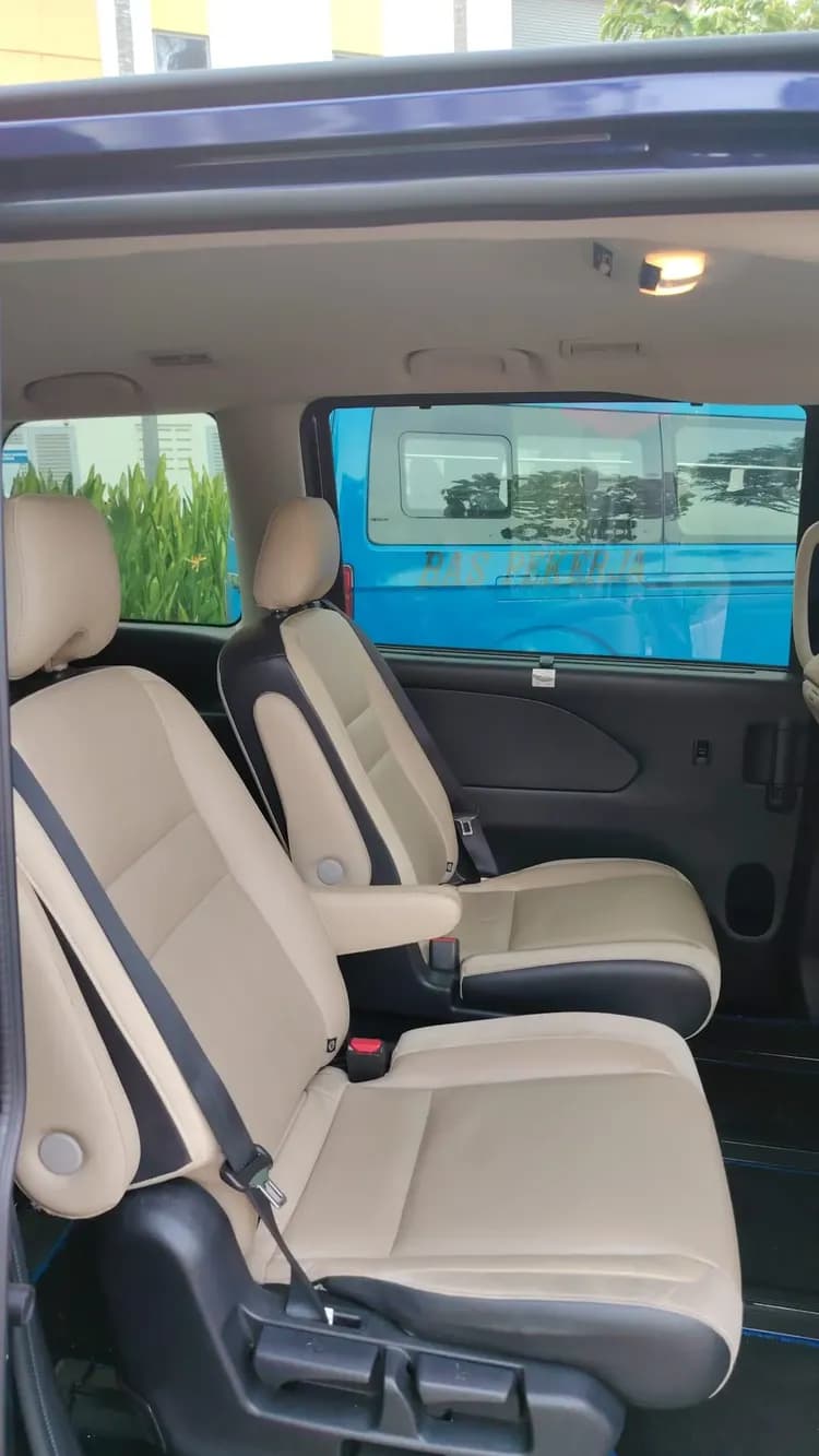 【新加坡接送機+4小時私人包車】樟宜機場(SIN)-新加坡飯店接送機專車 (Economy 6 MPV 1~4人)-13