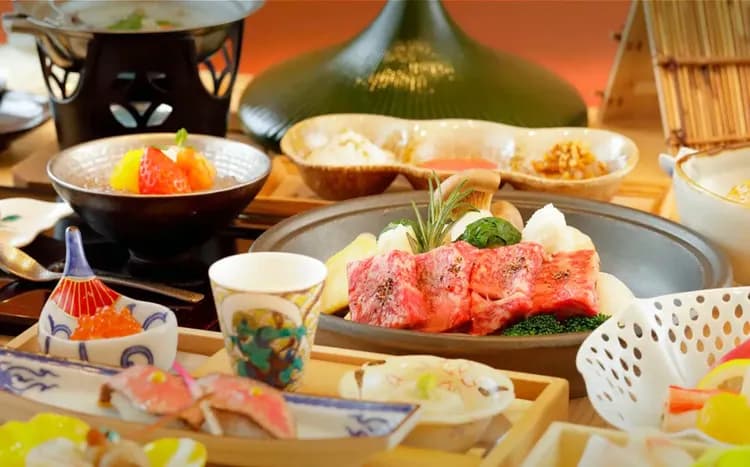 限量入住白川鄉一晚・結之庄~立山黑部雪牆|仙境上高地.童話合掌村~古民家入內參觀.兼六園.高山飛驒.名古屋城.雙溫泉五日-9